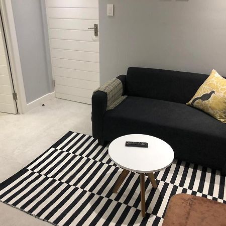 Ferienwohnung Private Bachelor Pad In Sea Point Kapstadt Exterior foto